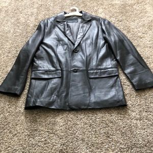 Large men’s Kenneth Cole black leather jacket.